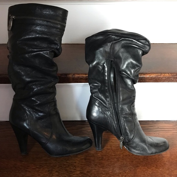 Guess black heeled, leather boots - Picture 2 of 5